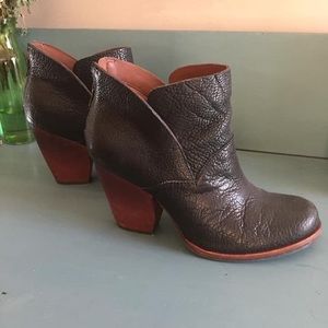 Kork-Ease booties